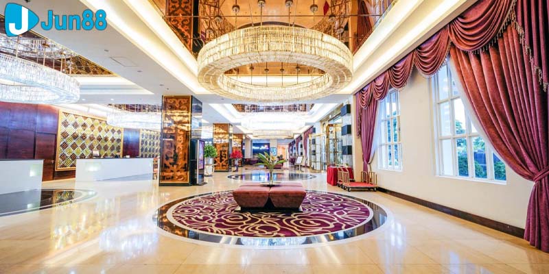 Casino Hoàng Gia là điểm đến lý tưởng cho mọi người chơi tại Hạ Long